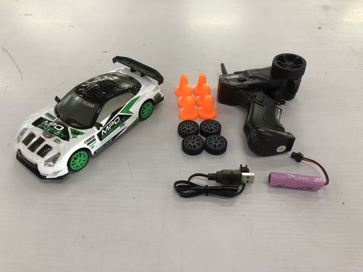 2.4G Drift Rc Car 4WD RC Drift Car RC Toy